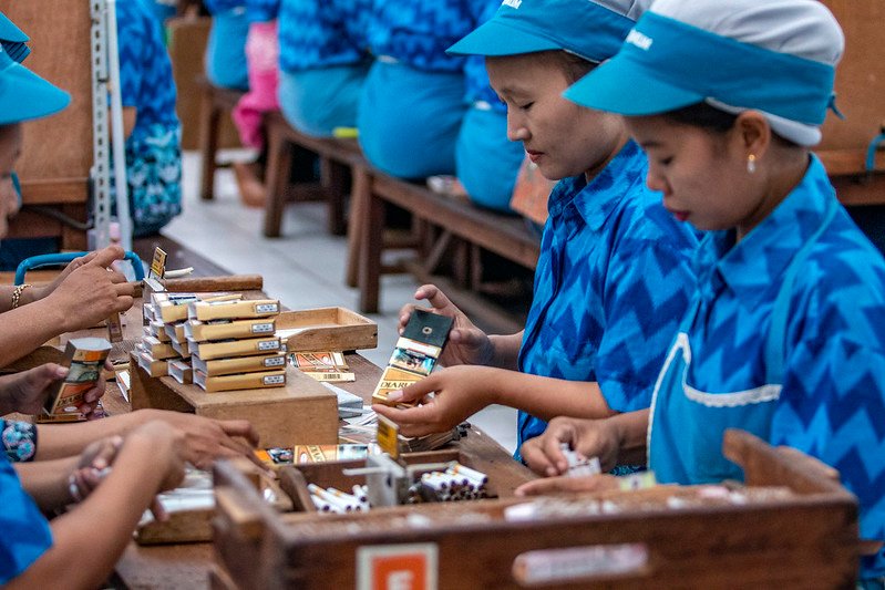 Begini Pemanfaatan DBHCHT bagi Pelaku Industri Hasil Tembakau