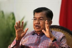 jusuf kalla rokok