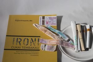 ironi cukai tembakau