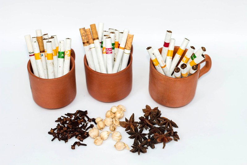 kretek rokok indonesia