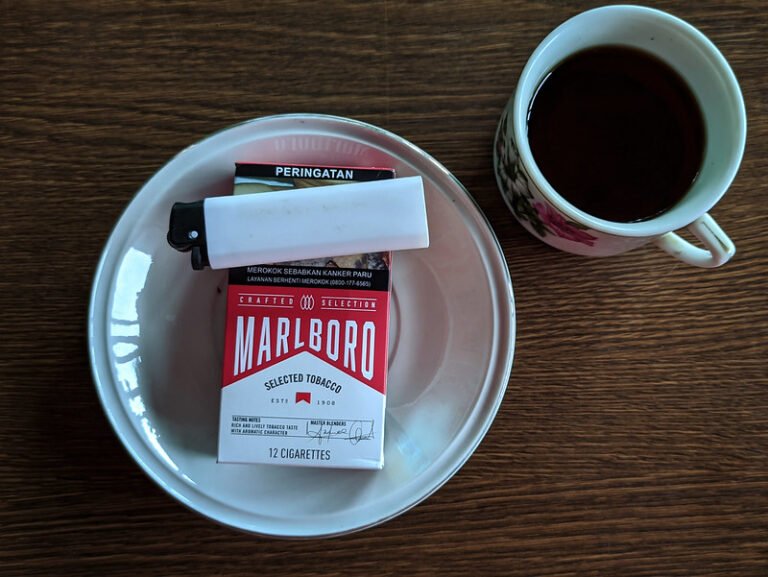 CIG. MARLBORO KRETEK MINT BOX 20 P/10/20 PZAS Australia