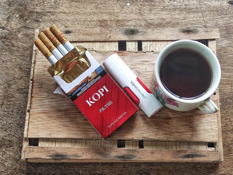 sajian rokok lebaran