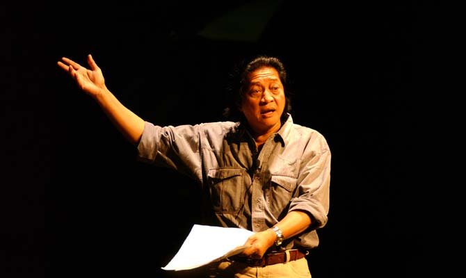 WS Rendra: penentang Orde Baru, pembela kaum petani tembakau Boleh Merokok