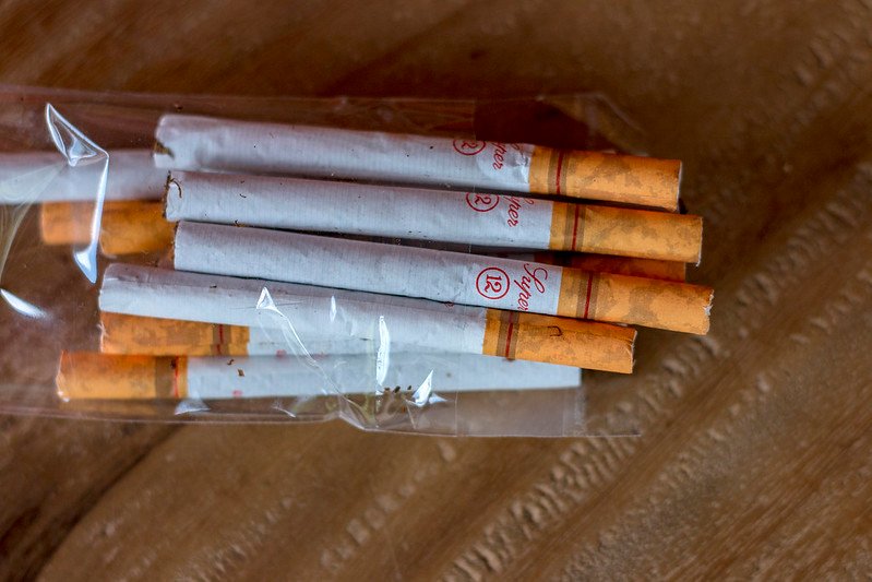 Faktor kompleks di balik beredarnya rokok ilegal Boleh Merokok