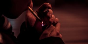 Orang Wonosobo beralih ke rokok ilegal Boleh Merokok