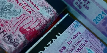 Jangan ada kenaikan cukai rokok selama 3 tahun kedepan demi pulihkan industri yang pemerintah remukkan Boleh Merokok