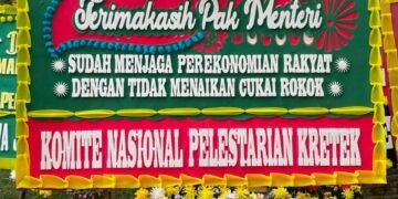 Karangan bunga banjiri Kemenkeu dukung kebijakan tak naikkan cukai rokok Purbaya Boleh Merokok