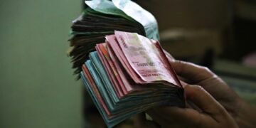 Menghitung pendapatan negara dari sebungkus rokok (cukai dan lain-lain) Boleh Merokok