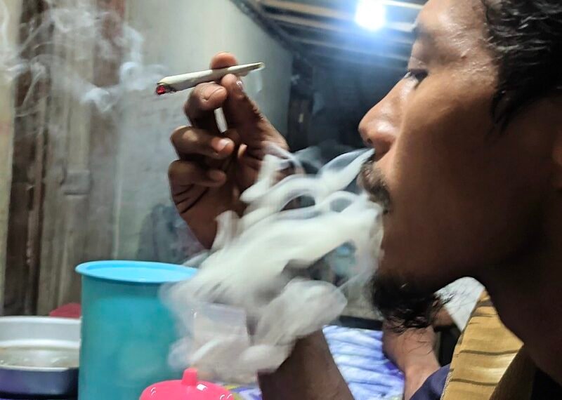 stigma rokok yang semakin tak masuk akal