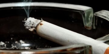 pejabat antirokok ilustrasi