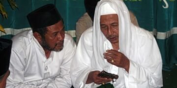 mbah kholil bangkalan dan kisah kiai nusantara