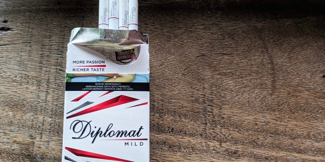 diplomat mild rokok nikmat dan murah
