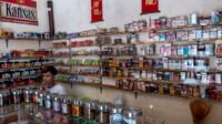 rekomendasi rokok mahal untuk gaji rp700000 per hari
