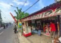 etalase rokok warung madura